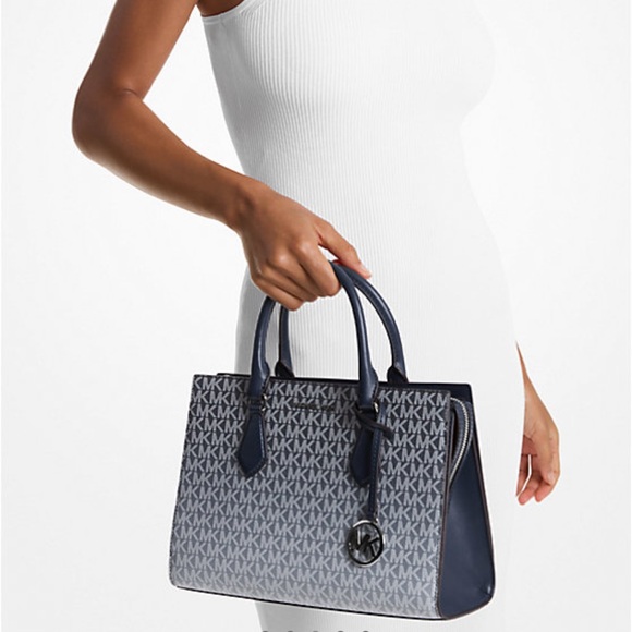 Michael Kors Sheila Medium Ombré Signature Logo Satchel
Navy 
NWT - Picture 3 of 16